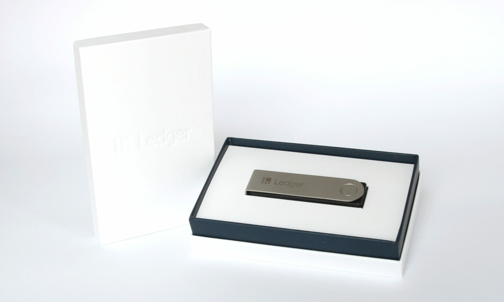 Ledger Nano X Packaging Open